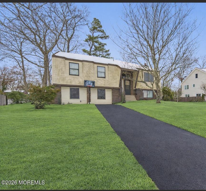 10 Cambridge Dr