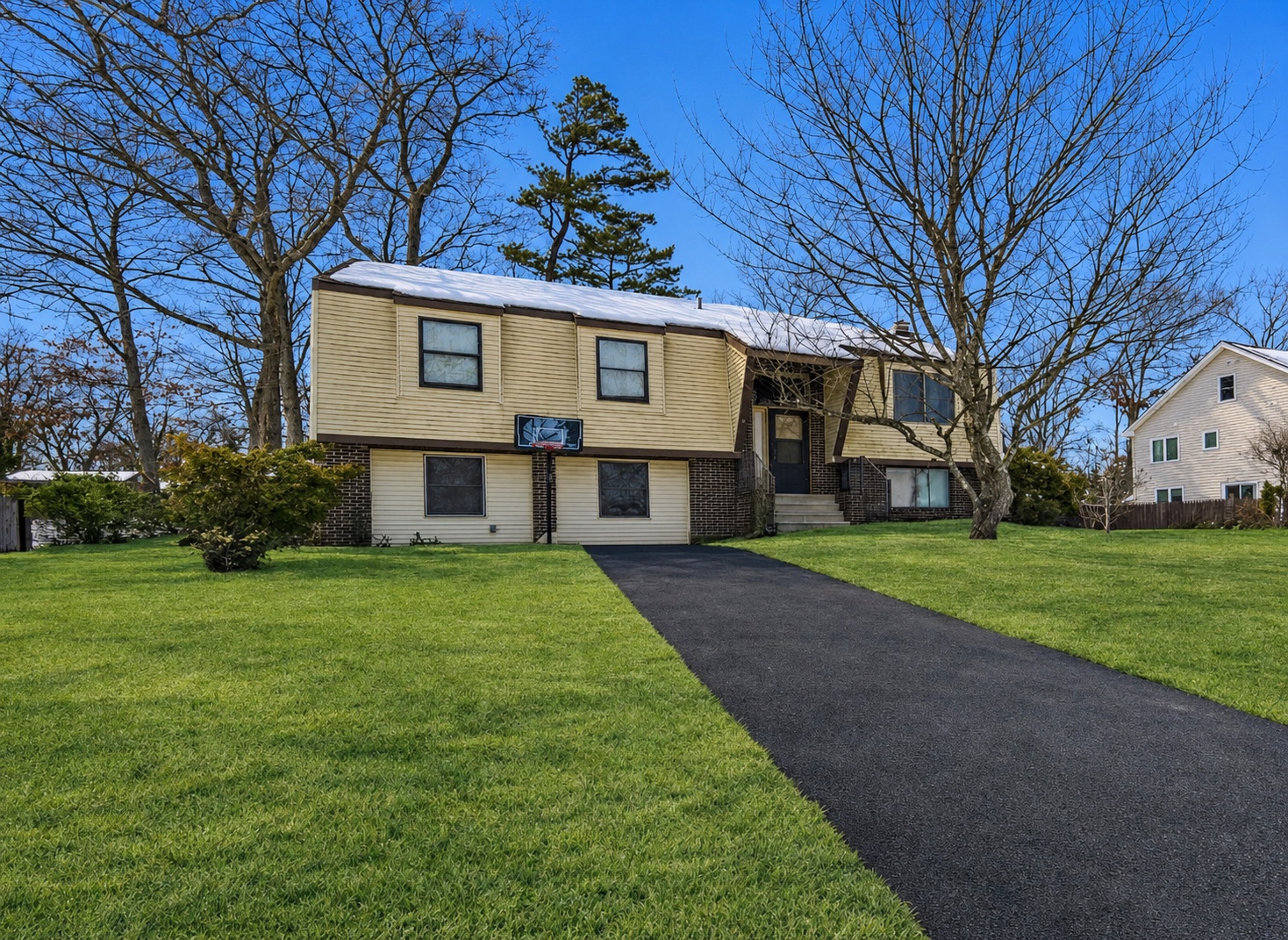 10 Cambridge Dr